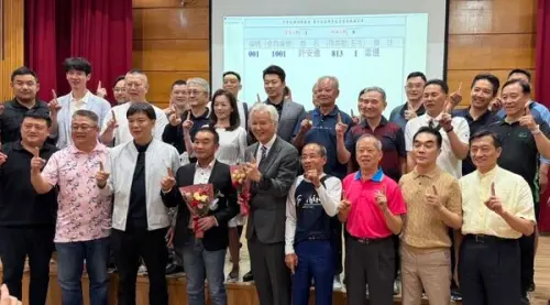 羽球協會第15屆改選出爐！許安進當選理事長　選前卻爆灌人頭爭議