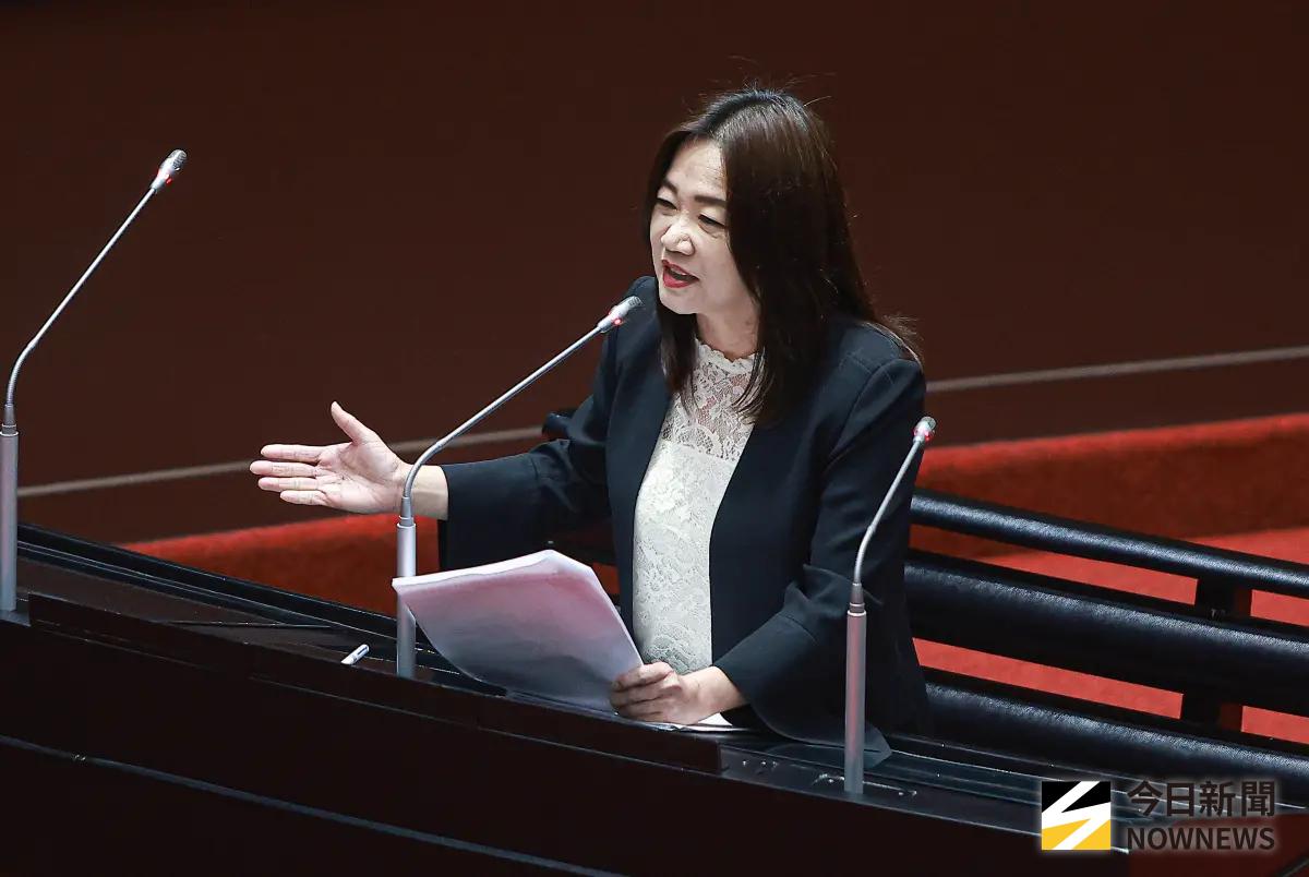 ▲國民黨立委馬文君針對軍購案許多項目到貨常常延宕一事提出質疑。（圖／記者葉政勳攝 ,2026.05.19）
