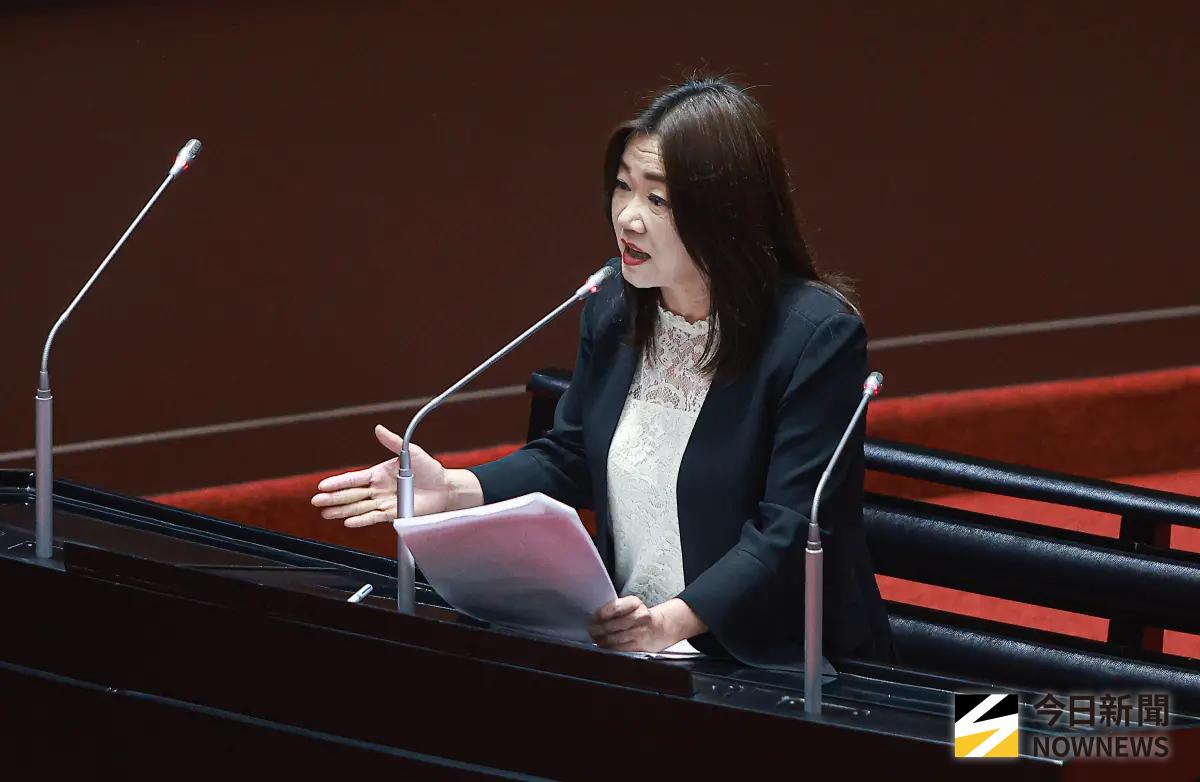 ▲國民黨立委馬文君稱，T-34保修的10億元預算，因為是維持性預算，有沒有通過都可以使用，空軍也已經使用了（圖／記者葉政勳攝 ）