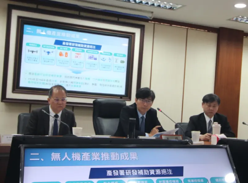 ▲邱求慧說,該計畫是由行政院核定,假設今年可以達到260億元,也就是去年產值的2倍的話,或許可以再調升新目標。(圖/記者鍾泓良攝影)
