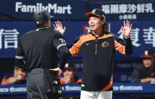 林岳平談團隊打擊時差點說出「林安可」！嚴肅氛圍瞬間充滿歡笑聲