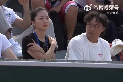 法網觀眾席驚見天王！陳奕迅去看準女婿比賽　和女兒應援黃澤林