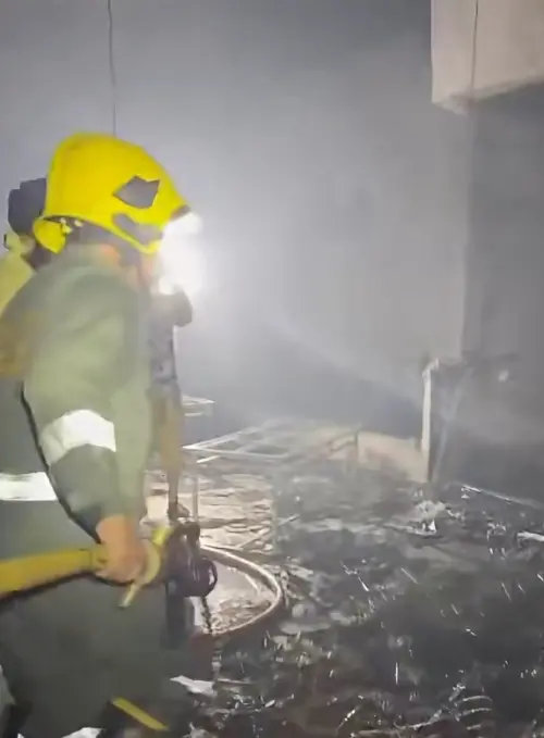 ▲現場被燒得一片焦黑。（圖／翻攝自FACEBOOK＠FIRE & RESCUE THAILAND）