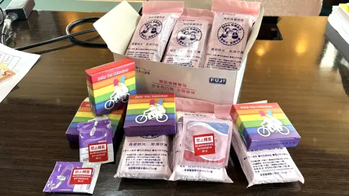 ▲各地衛生所賣的保險套一個平均2元、自動販賣機約5元。（圖／記者顏幸如攝，2026.05.22）