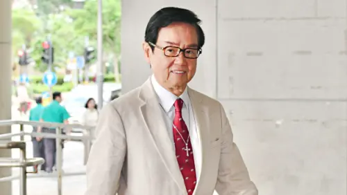▲黃百鳴涉嫌內線交易，法院判決罪名成立，最高恐要服10年刑期，如今已經80歲的黃百鳴，如果真的要服刑，出來已經90歲。（圖／翻攝自微博）