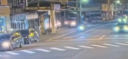小貨車高速撞上收攤火鍋店釀2死　肇事司機疑毒駕