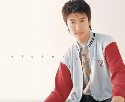 ▲陳司翰（如圖）年輕發專輯時，曾被形容是「翻版王力宏」，也被認為跟姊姊陳慧琳長得很像。（圖／翻攝自Victor Chen (陈司翰)臉書）　
