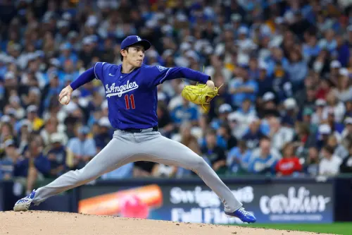 佐佐木朗希開局遇亂流失分！後續回穩完成5局送4Ｋ　保有勝投資格