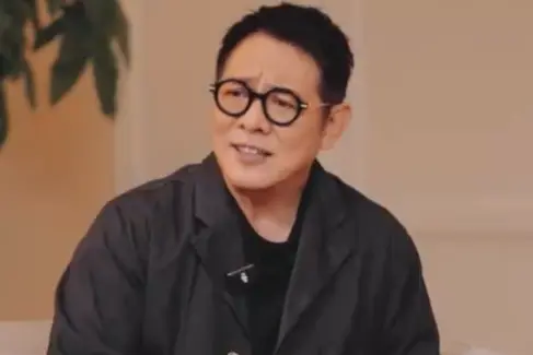 ▲李連杰曾經在來台出席活動時，表示《魯冰花》是他印象最深的台灣電影，看到掉眼淚。（圖／翻攝自微博）