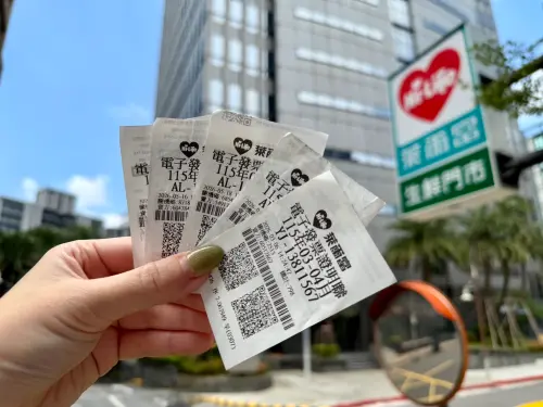 萊爾富開出3、4月1000萬發票！台中幸運兒只花40塊　中獎門市出爐