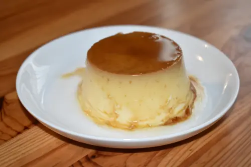 ▲布丁、果凍、優格、味噌、豆腐、冰淇淋等含水量高的物品，也都被視為液體，若想以手提行李方式帶上飛機，只能裝入100c.c.容器，再放入透明密封袋且總量不可超過1公升。（圖／取自photoAC）