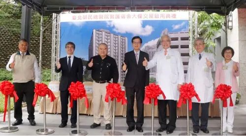 ▲尹衍樑曾捐贈21億給北榮蓋醫護宿舍。（圖／北榮提供）