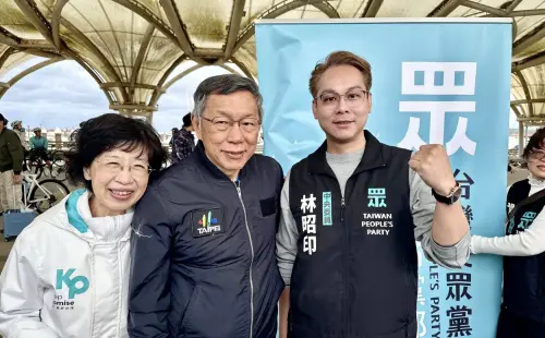 沒有「白嫖」！民眾黨林昭印：外框小姐是為擺脫酒局回家
