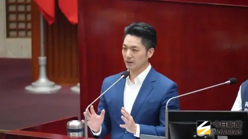 受邀參加輝達員工大會　蔣萬安贈這物：自爆跟黃仁勳什麼都能談