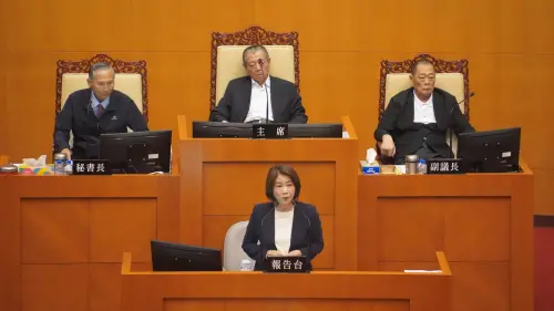 周春米施政總報告聚焦五大升級打造宜居城市
