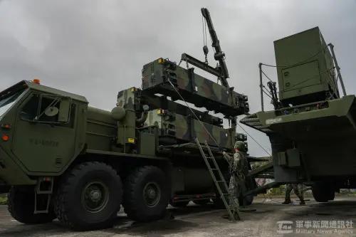 A ROC military Patriot air defense missile unit conducts an exercise. (MNA)