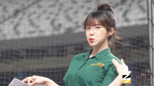 ▲李多慧日前因為穿北一女制服在球場上表演遭到炎上。（圖／記者張一笙攝）