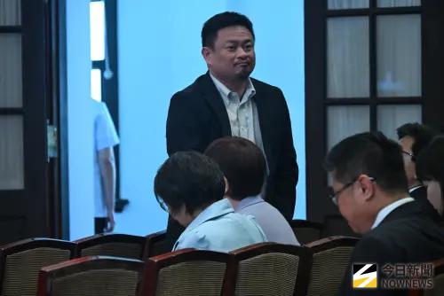 洪申翰赴南京參加APEC會議　國民黨酸「綠能你不能」：雙標第一流