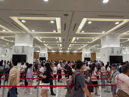 精品級紀念品刨刀吸引股東「大排長榮」！看航運市場Q2Q3審慎樂觀