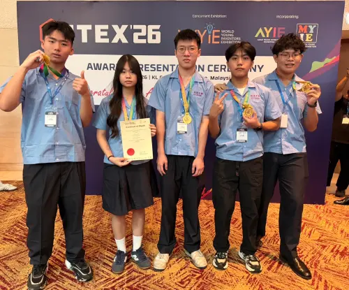 ▲實用創意獲國際肯定！明道中學五人學生團隊設計出具防撞功能的「新式結構插頭」，成功在馬國ITEX發明展中脫穎而出(圖／明道中學提供2026.5.29)