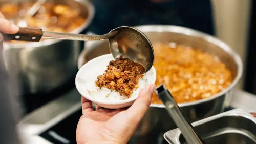 四十年滷汁飄香左營　錦田肉燥飯自由旗艦店開幕