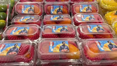 ▲家樂福5月29日至6月1日推出愛文芒果（600g／2入）特價每盒89元。（圖／家樂福提供）