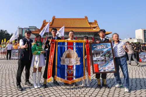 ▲國防部長顧立雄親臨現場觀賽，並於賽後頒獎表揚獲獎學校及有功單位。（圖／記者莊全成翻攝）
