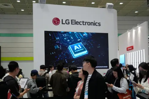 輝達合作想像空間爆發！黃仁勳還沒到　LG電子股價先飆近28%