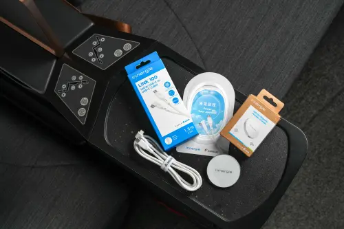 ▲星宇航空更與台達電子旗下消費性品牌Innergie，獻上首航限定的「100瓦USB-C（LINK 100）充電線」。（圖／星宇航空提供）