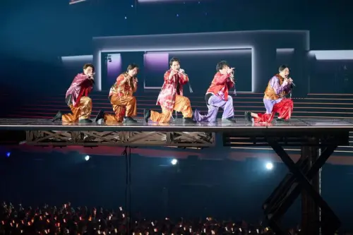 ▲日本國民天團「嵐」（ARASHI）於東京巨蛋舉辦告別演唱會，不少粉絲將其視為「人生最後一次見到嵐」。（圖／ARASHI）