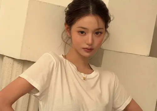 ▲張員瑛雙臂抱胸走到海關前的模樣，被網友批評太過傲慢。（圖／翻攝自張員瑛IG@for_everyoung10）