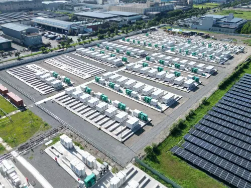 台普威與Energy Decarb合資　搶攻澳洲光儲兆元商機
