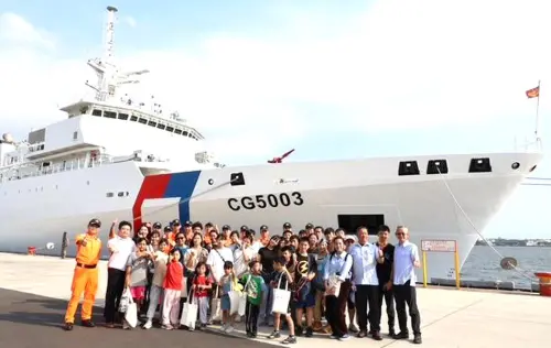 用陪伴打開海洋想像！海巡署南部機動隊邀六龜育幼院師生登雲林艦