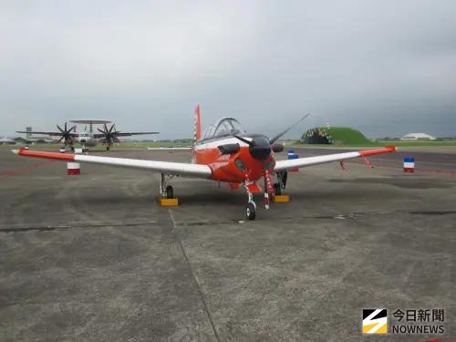 T-34教練機太舊失事？王定宇駁：維保都在時間跟品質的要求之上