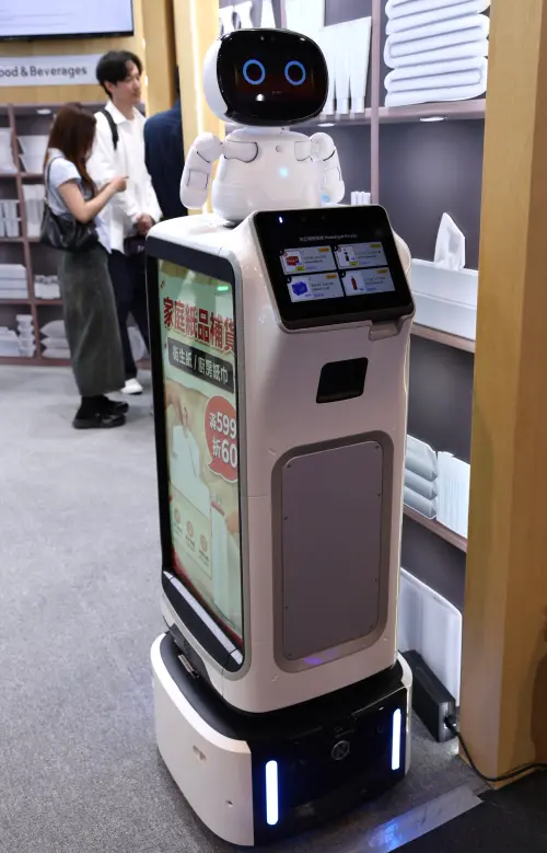 ▲橘子集團的Vyin擁有「懂需求、會推薦、可控管、更進化」四大核心能力。（圖／記者朱永強攝)