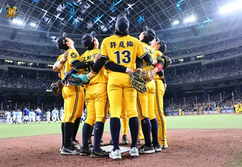 象迷歸隊投票了！兄弟要回明星賽領先地位　僅剩4席次完成大滿貫