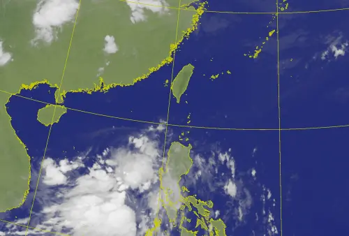 今高溫衝39度熱暈！周五梅雨爆發「全台有雨」　雨灌8天濕到下周