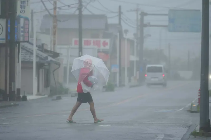    ▲隨著薔蜜颱風北上，日本東海地區、關東地區及東北地區持續受到豪雨侵襲。（圖／美聯社／達志影像）  