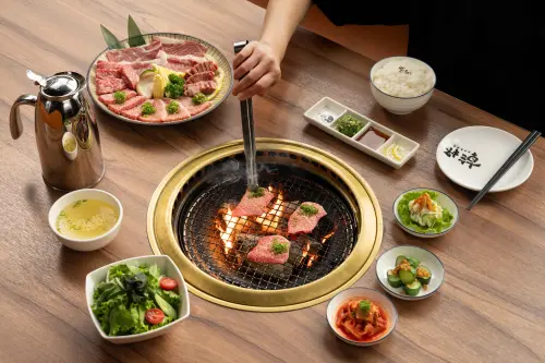▲乾杯燒肉推出17款商業午餐，主打日本A5和牛套餐399元起。（圖／乾杯集團提供）