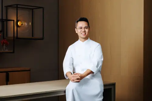 ▲台北板橋馥華艾美酒店的行政主廚林韋仲，提出時髦的探索作為酒店的餐飲核心理念，希望帶給賓客全新的餐飲體驗。（圖／業者提供）