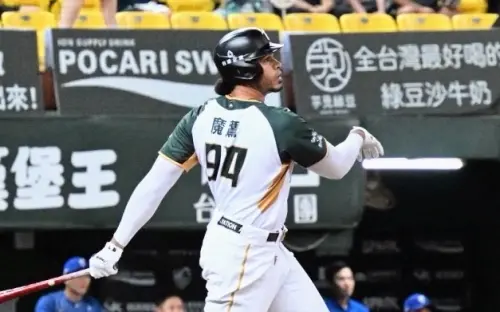 影／劉俊豪登板對決「右打」魔鷹！富邦遭台鋼打爆　出現罕見場面