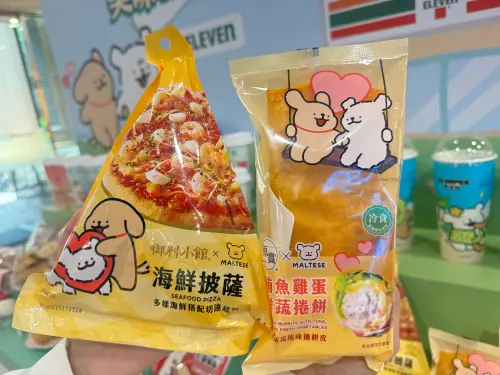 ▲「鮪魚雞蛋鮮蔬捲餅」以豐富餡料滿足輕食需求；「拿坡里風味肉球義大利麵」以多汁肉丸搭配經典蕃茄肉醬麵。（圖／記者鍾怡婷攝）