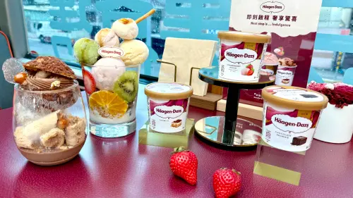 哈根達斯「甜點巴士」送草莓麻糬新品！ICC冰淇淋餅乾全家開吃