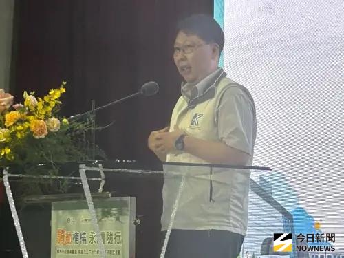 ▲高雄市政府交通局主任秘書王志綱致詞。(圖／記者黃守作攝)