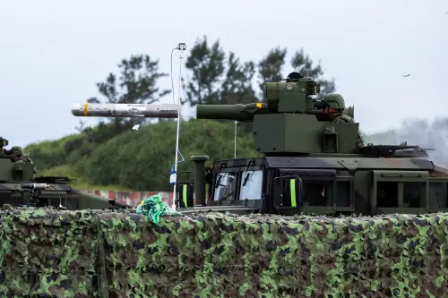 共軍犯台要三思！天馬操演拖式飛彈實彈射擊　精準命中海上目標