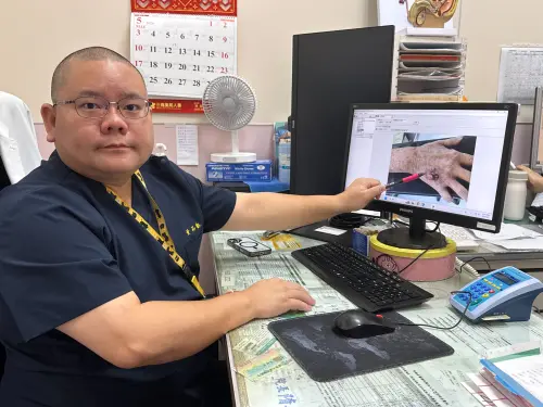 尿不乾淨拖到發燒　七旬翁就醫驚查出罹四癌