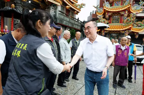 遭控購屋建商是昔日部屬！李四川競辦嗆告鍾年晃
