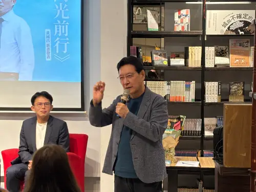 鄭麗文遭美學者拷問軍購！趙少康：還好通過7800億、否則被圍剿