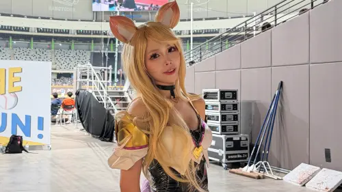 T1 Oner姊姊化身阿璃登大巨蛋！文慧真神還原　Ending Pose藏彩蛋