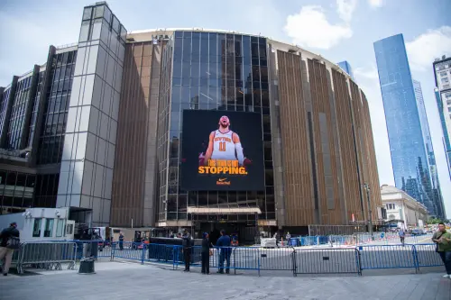 ▲麥迪遜廣場花園不只是NBA紐約尼克隊主場，也是許多演唱會的場地，泰勒絲被傳要在此辦婚禮。（圖／美聯社／達志影像）